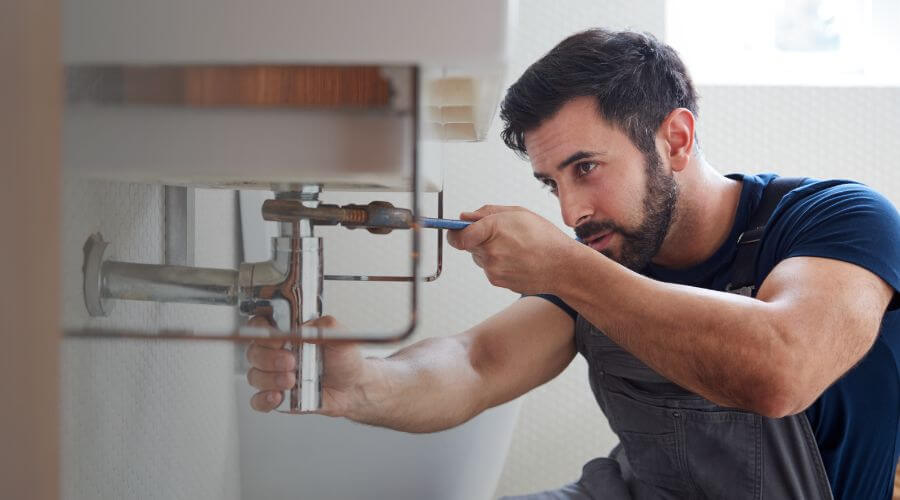 Professional water heater installation services in Sassafras, KY